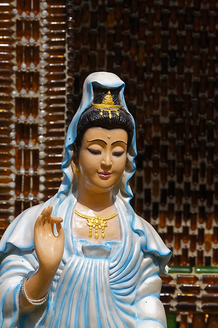 Wat Pa Maha Chedi Kaew-041